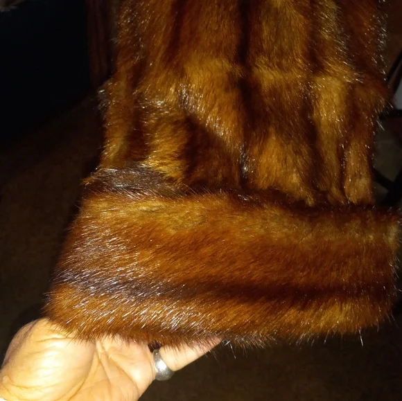 WOMEN'S MINK COAT